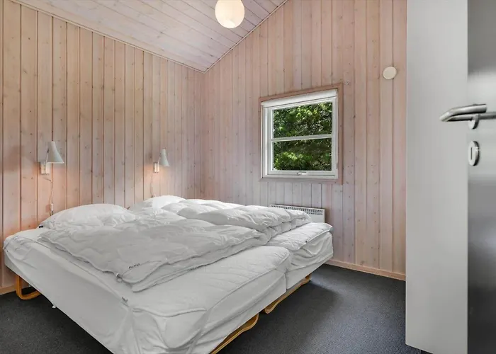 Semesterbostad Bv396-blavand-soren-gades-mark-32-b *